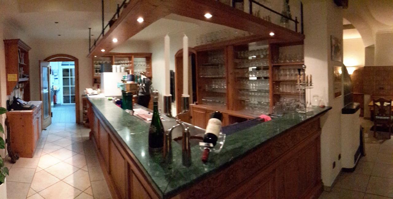 Hotel Gruner Hahn Schippach  Екстер'єр фото